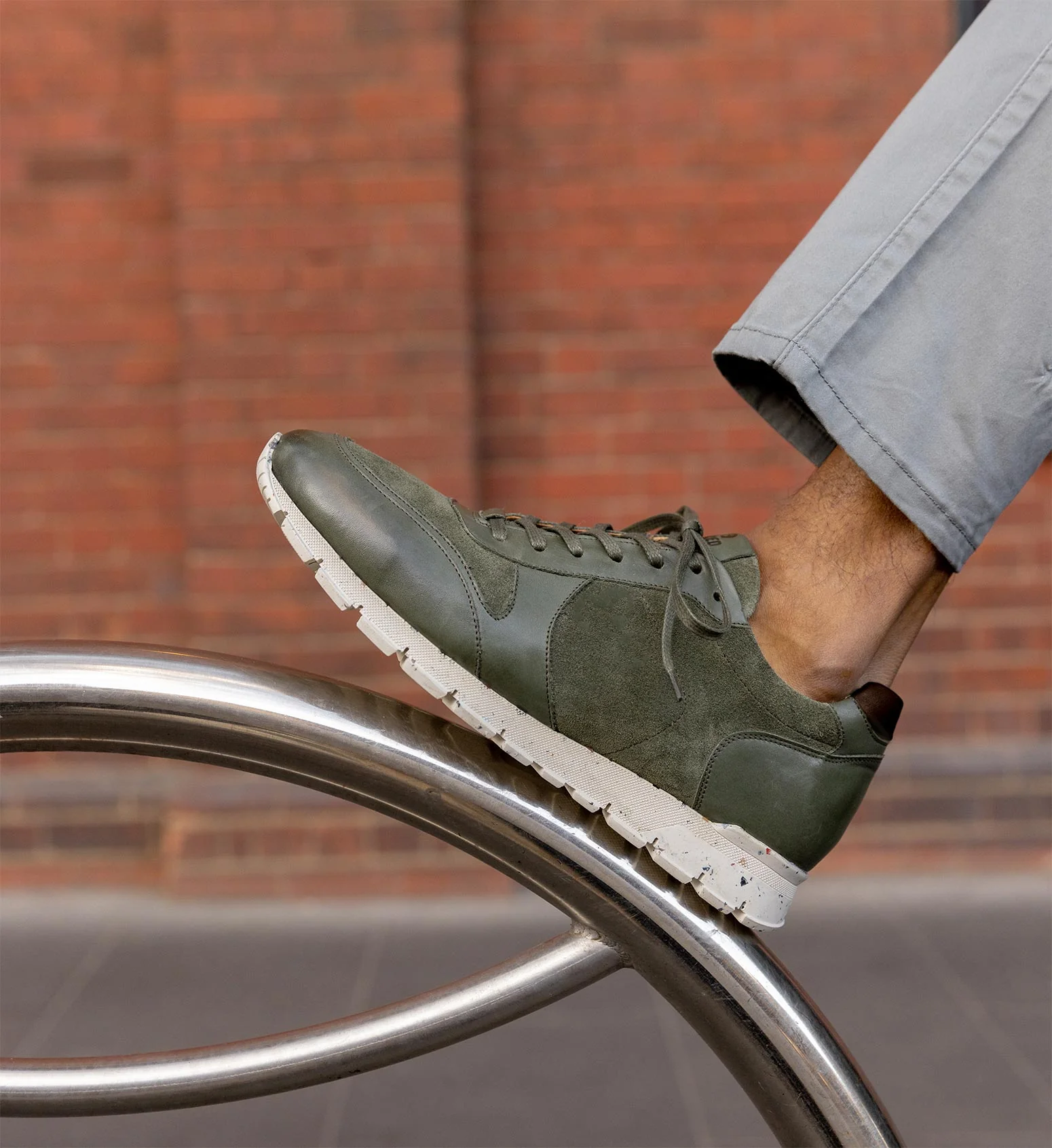 Erbium Olive Leather Sneakers