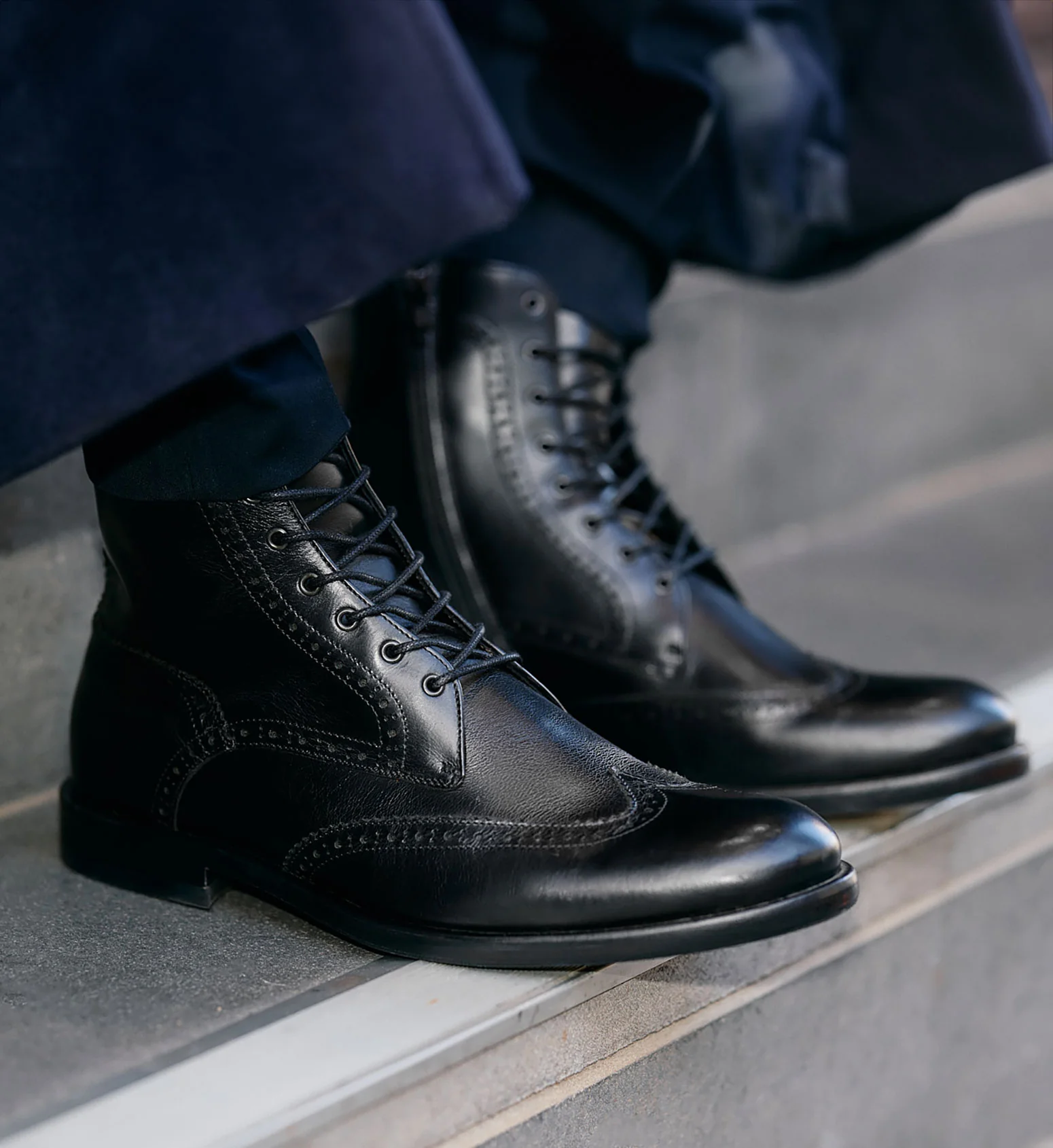 Manganese 2 Black Leather Boots