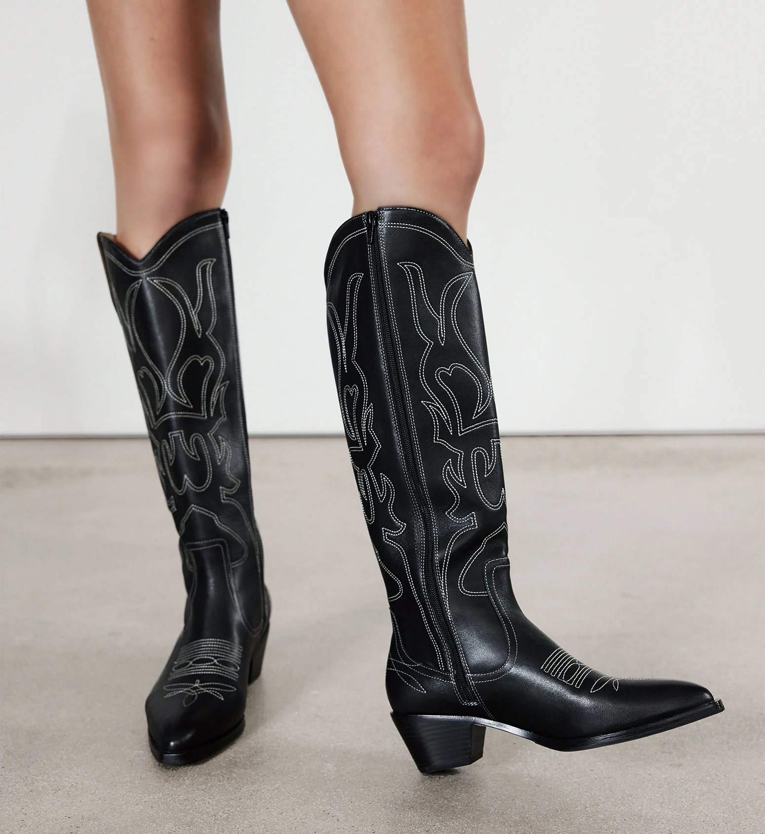 Akepa Black Leather Knee High Boots