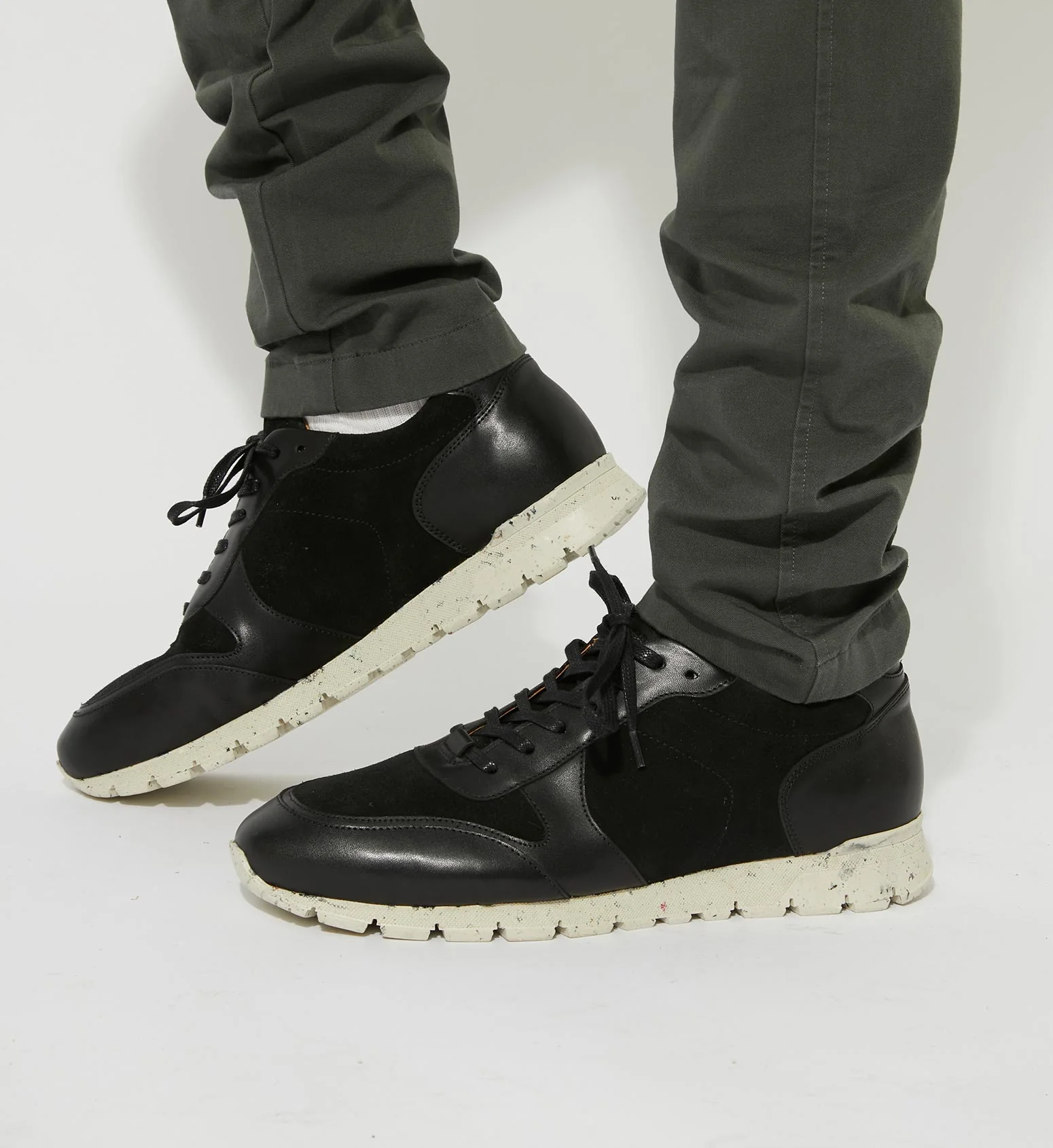 Erbium Black Leather Sneakers