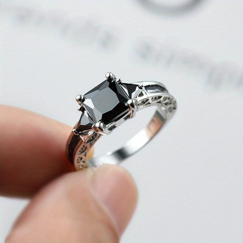 1pc klassische Mode elegante Männer schwarze Zircon Verlobungsring wunderschöne Brautprinzessin Quadrat geschnitten roter Garnet Hochzeitsband Party Schmuck Geschenk feiner Schmuck