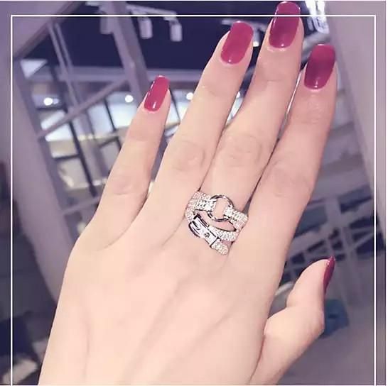 Cowgirl Ring geformt wie ein Gürtel mit CZ Steinen