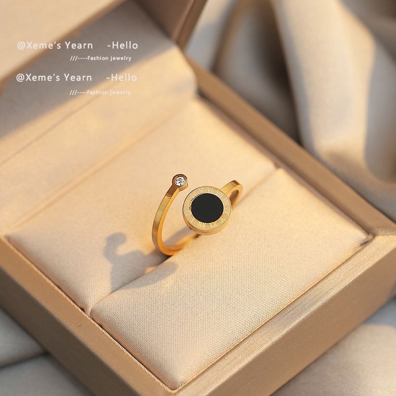 2021 neue klassische schwarze Scheibe römische Ziffer Edelstahl offene Ringe gotische Mädchen Mode Schmuck Party Luxusringe Für Frau