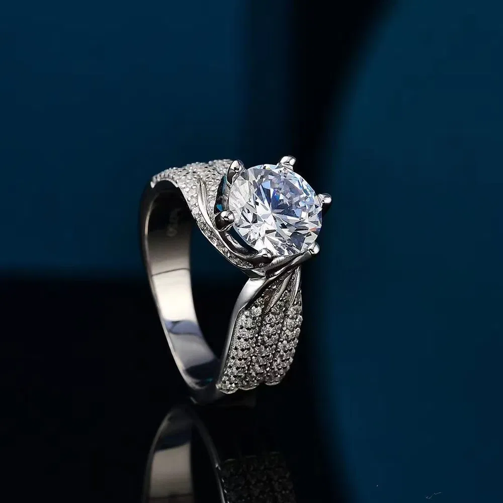 Big Crown 5 Karat Frauen Six-Claw Elegant Ring
