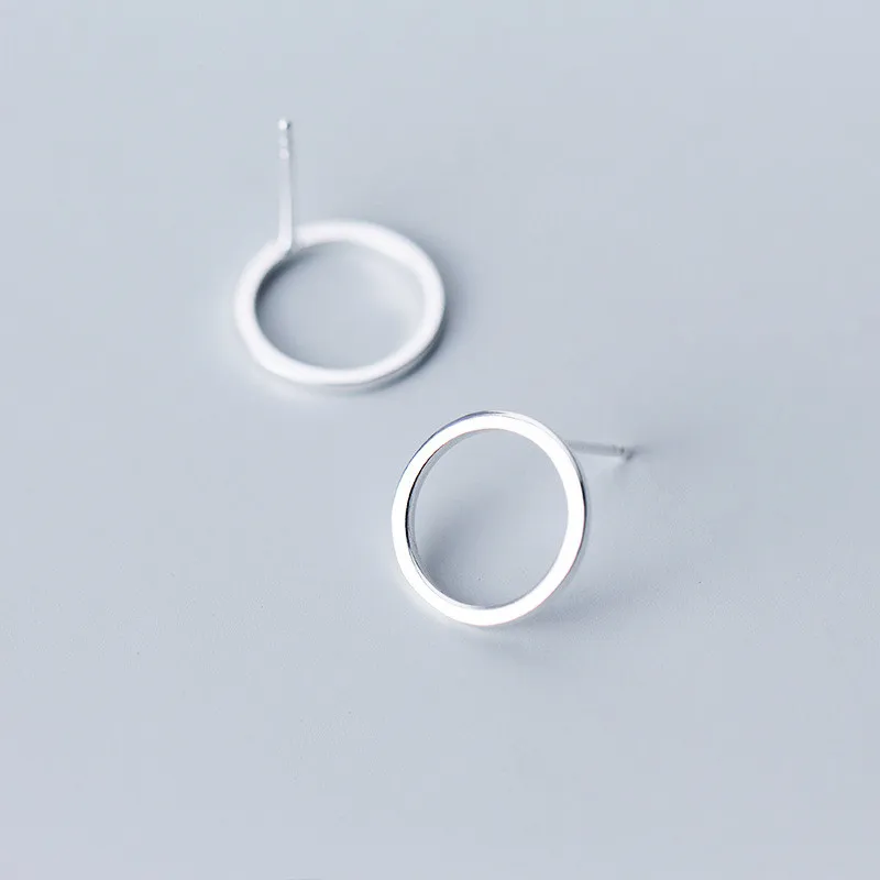Damen koreanischen Stil Mode Hollow Hoop Ohrringe