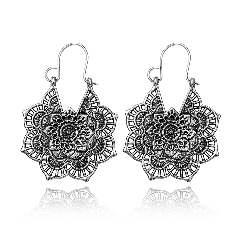 Vintage ethnischen Stil Metall Openwork Blumen Ohrringe