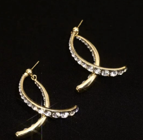 Einfache Persönlichkeit Cross Diamant Ohrringe