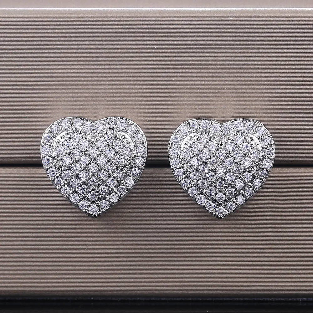 1 Paar Romantisches Herz in Form von Micro Inlay Zircon Stud Ohrring