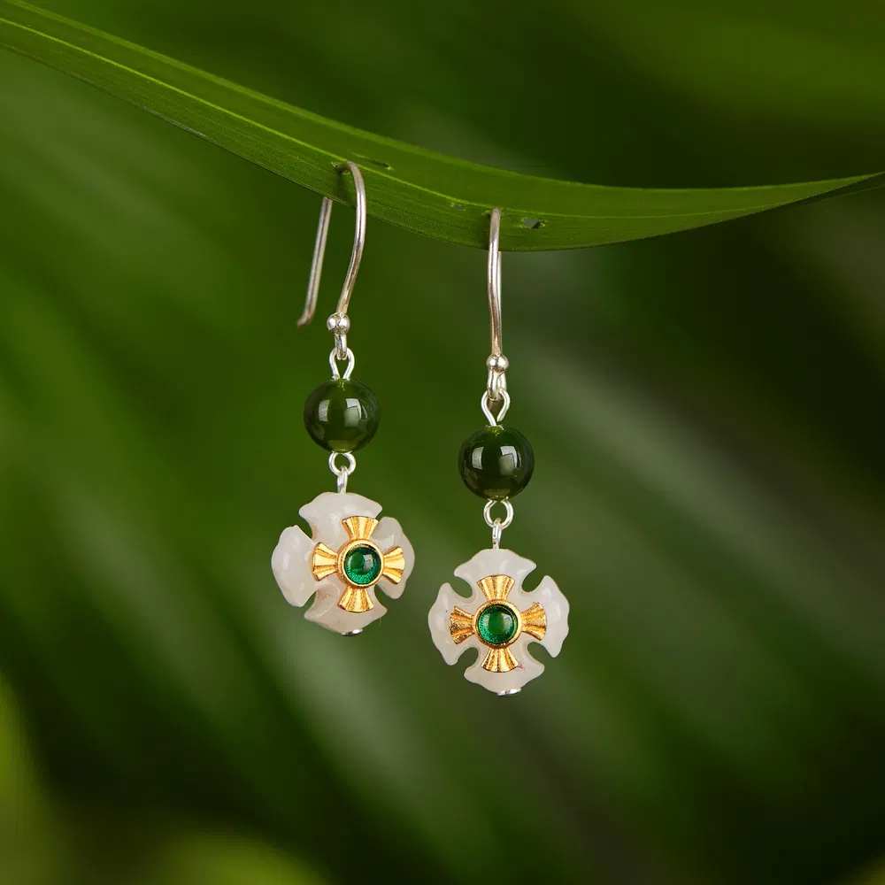 S925 Silber Chinesischer Stil Ohrringe Klassische Blütenblätter Nähte Jasper Perlen Accessoires