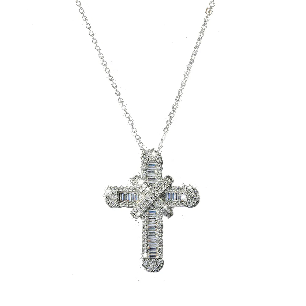 Damen Kristallkreuz Halskette Sliver HIP-HOP Anhänger für Männer Religiöse christliche Schmuck Geschenke für Jubiläen Feiertage Weihnachten Geburtstage