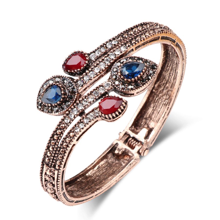 Armbänder Pear Cut Charm Bypass für Frauen Cubic Zirkonia CZ Silberton Plated Brass