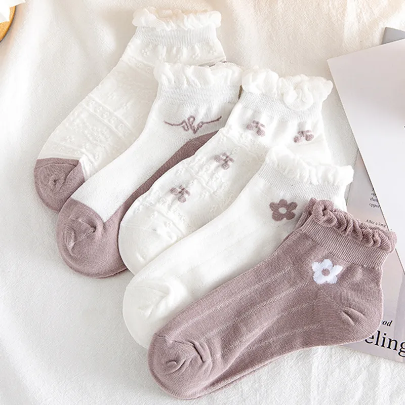 5Paare Lot Frauen süße Spitze Blumenboot Socken Chaussette Baumwolle Knöchel Keine Show Kurzsocken atmungsaktive Frühling Sommer Socken
