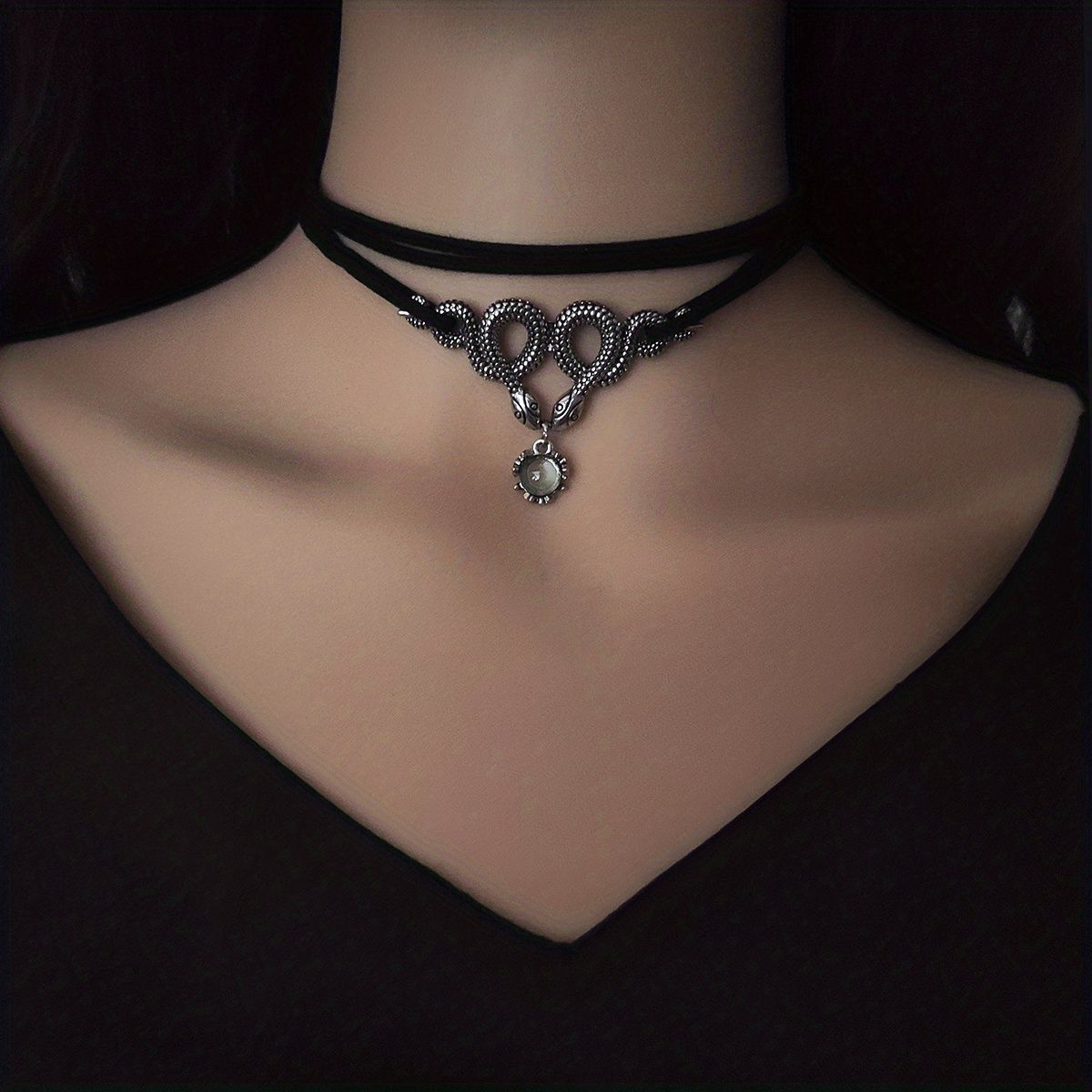 Fügen Sie Ihrem Stil einen Retro-Twist mit Doppel-Herz - Anhänger Snake Glass Bead-Kette - Punk-Stil für Frauen hinzu