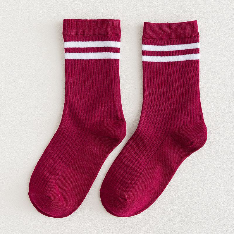 9 Paare Baumwolle Strick gestreifte lange Socken Solid Color Harajuku Retro Schwarz Weiß Crew Socken Japanische High School Girls süße lose Socken