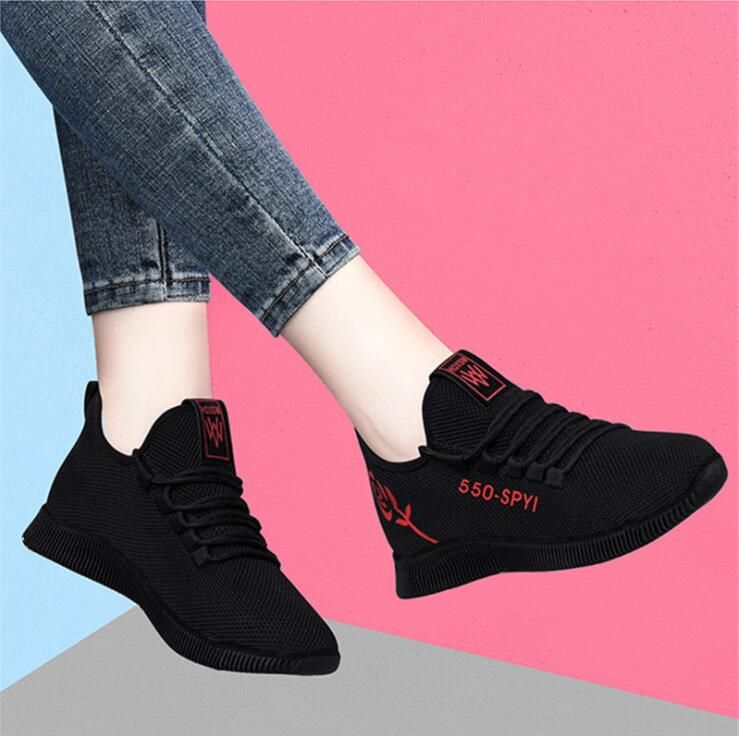 Damen atmungsaktive rutschfreie Plattform Mode 2022 Herbst neue Casual Schuhe koreanische Laufschuhe schwarze Sneakerschuhe für Frauen
