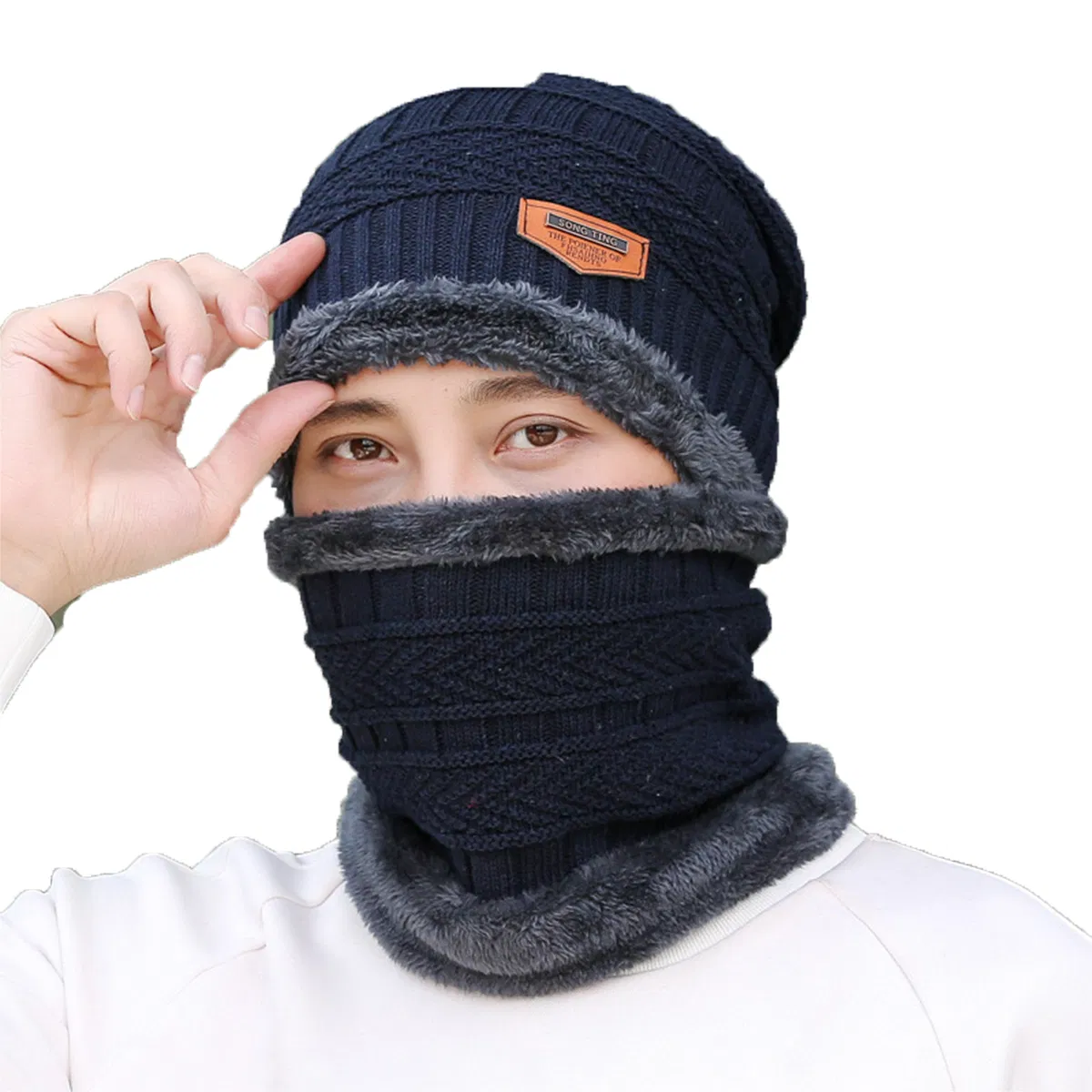 Herbst und Winter Hut und Samt warme Männer und Frauen des gleichen Stils Radfahren Ohrschutz Pullover gestrickter Hut