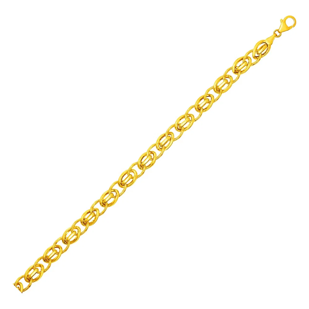 Armband mit ovalen und verdrehten Verknüpfungen in 14 Karat Gelbgold