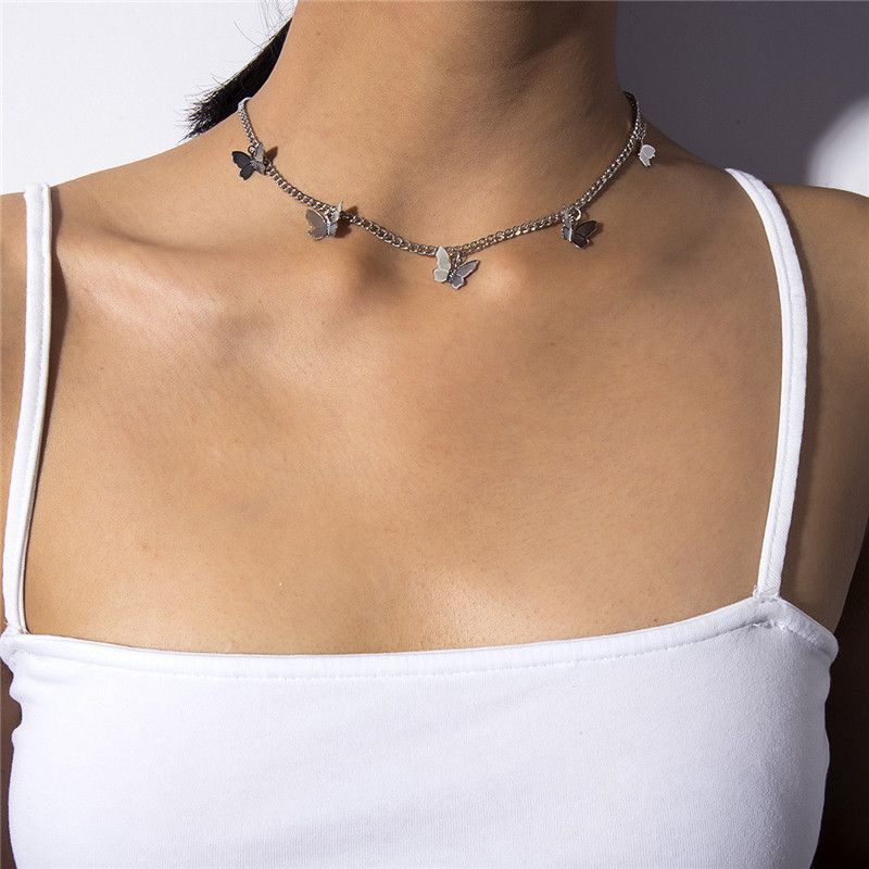 Neue Schmetterlings Anhänger Halskette für Frauen Kurzkette Mini Schmetterlinge Drop Böhemian Sexy Neck Accessoires Mode Jewerly