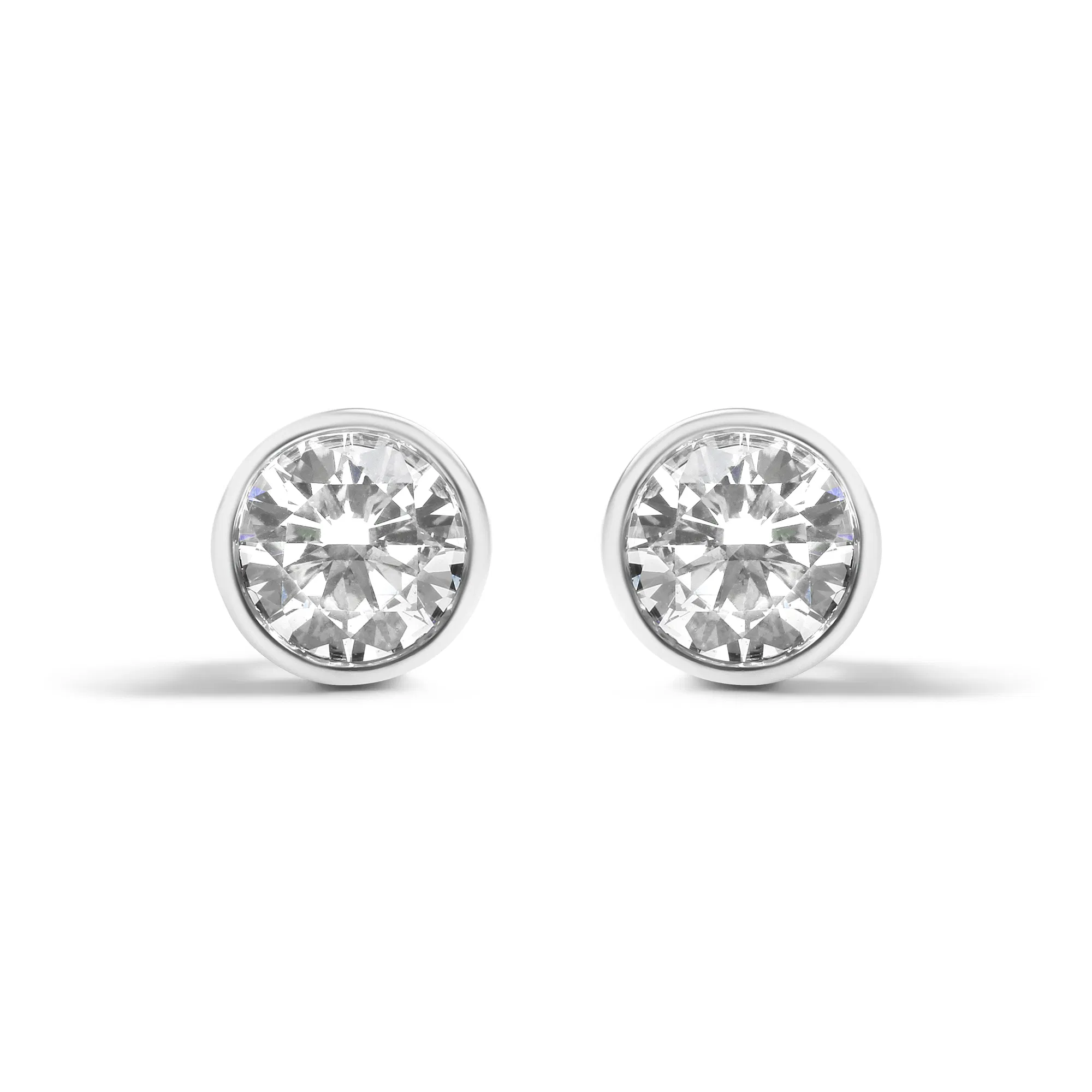 14K Weißgold 5 / 8 Cttw Bezel Set Lab Grown Round Diamond Screw-Back Solitaire Stud Ohrringe (G-H - Farbe, VS2 - SI1 Klarheit)