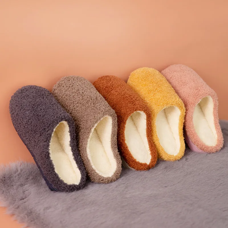 Damen Slip on Fuzzy House Slippers Memory Foam Slippers Scuff Outdoor Indoor Warm Plush Schlafzimmer Schuhe mit Faux-Fell - Auskleidung