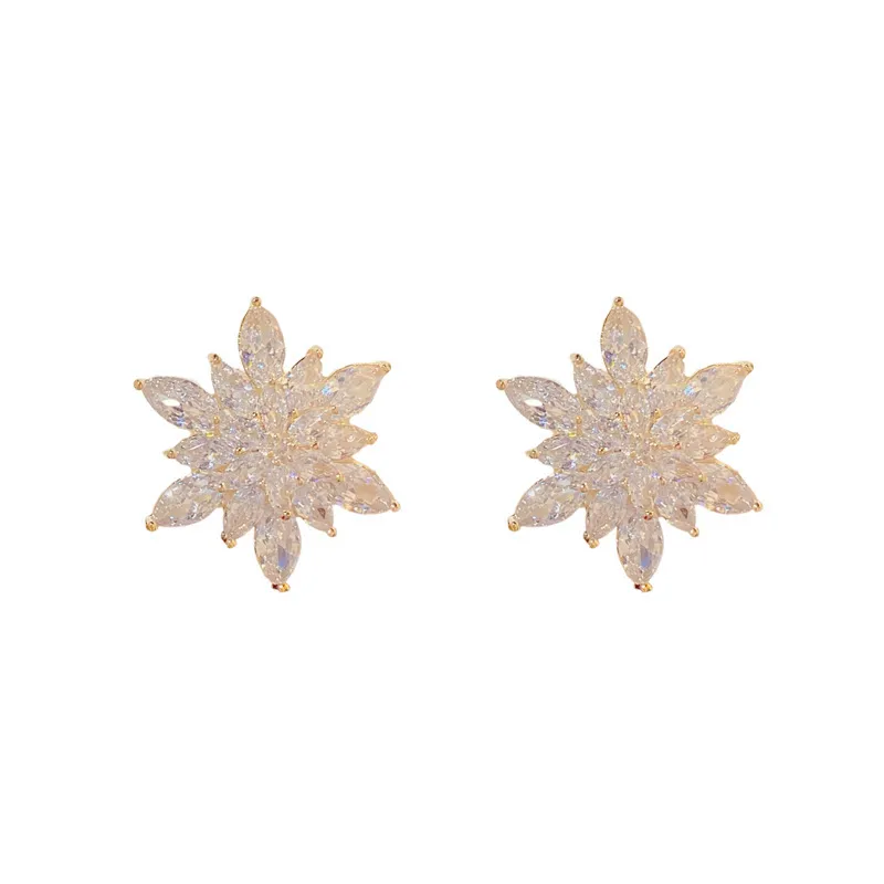 Fashion Temperament Crystal Flower Stud Ohrringe High Sense