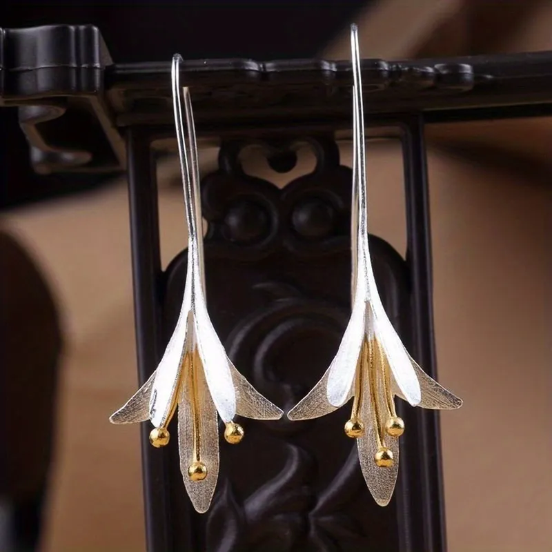 Weibliche Mode Vintage blühende Blumen Plated Gold Zwei-Ton 925 Silber Plated Dangle Hängen Verlobung Schmuck Ohrringe