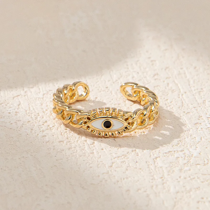 Fortgeschrittener Sinn für Individualität, Öltropfen Evil Eye Ring