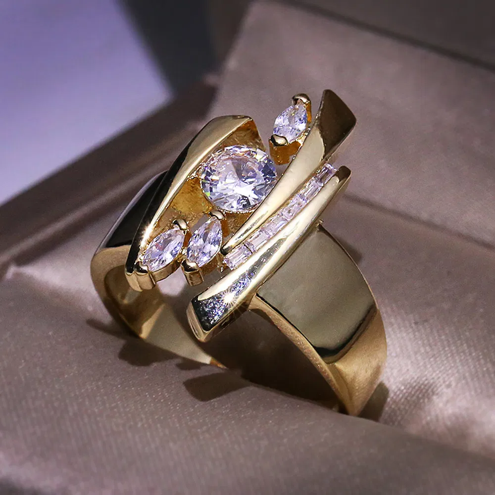 Huitan Luxus-Gold - Farbe Geometrische Form Frauen Ringe Hiphop-Party stilvoll weibliche Finger Ringe Blending CZ Lady Mode Schmuck