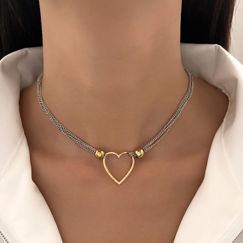 Fügen Sie einen Hauch der Liebe mit unserer stapelbaren Kette - Hohlherzform Anhänger, verstellbarer Ersticker für Frauen & Mädchen (1 Stück)