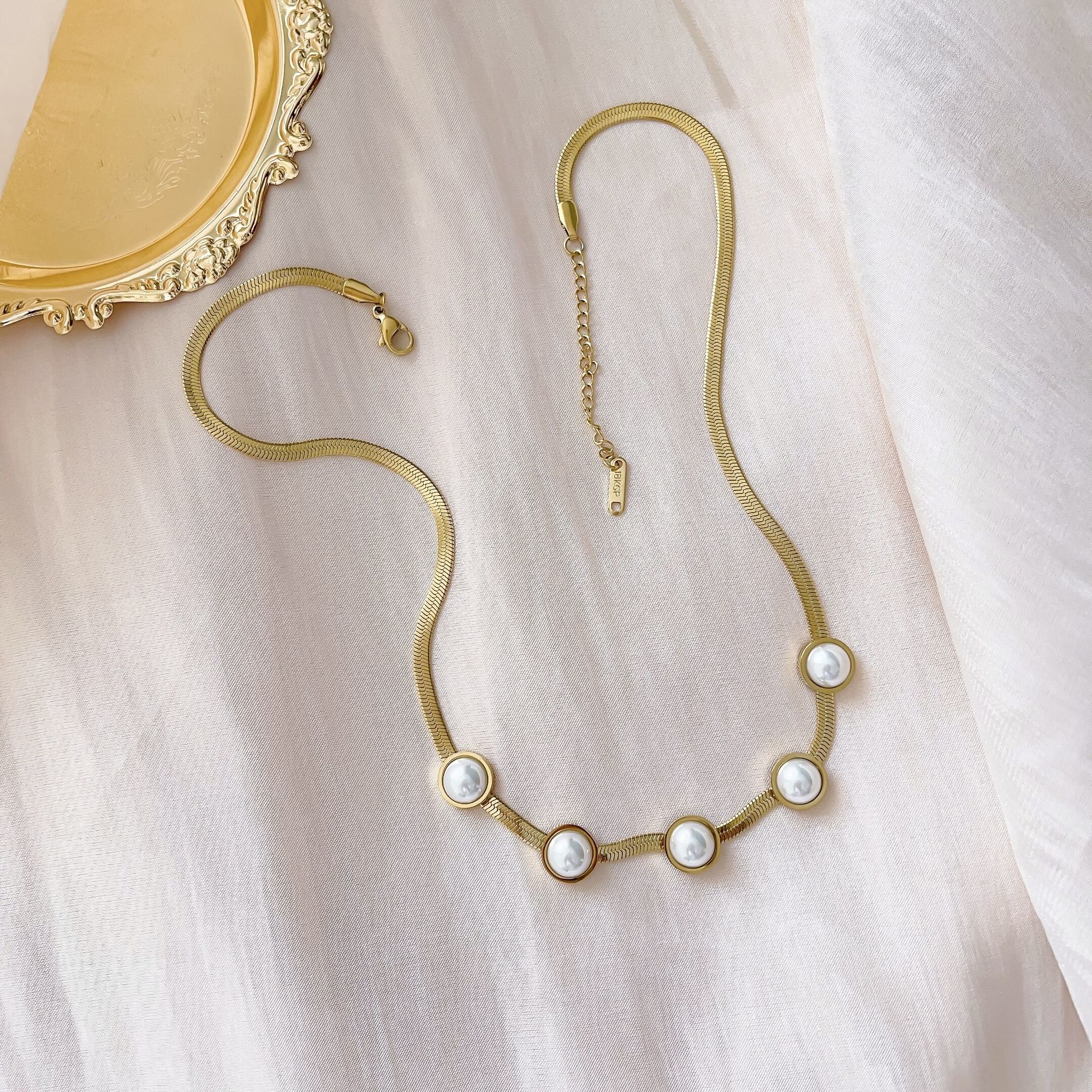 Titan-Stahl - Halskette Schlangenkette mit weißem Frischwasser-Perle 18K Gold beschichteten Schmuck