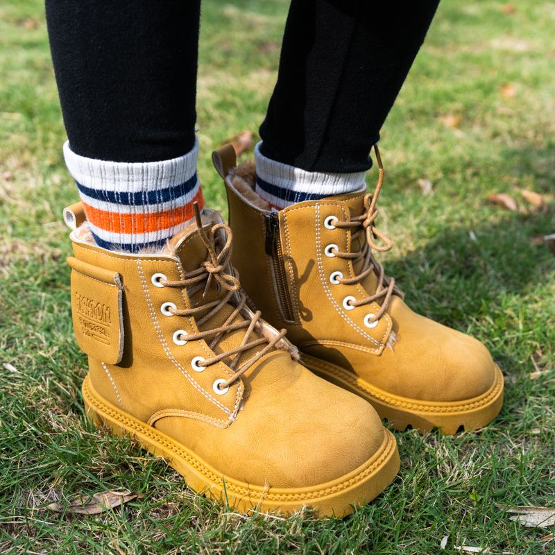 Modische und coole Stiefel für Jungen mit Fleece-Lüstung, Zipper, bequem und rutschfest, geeignet für Indoor - und Outdoor-Reisen im Herbst und Winter.