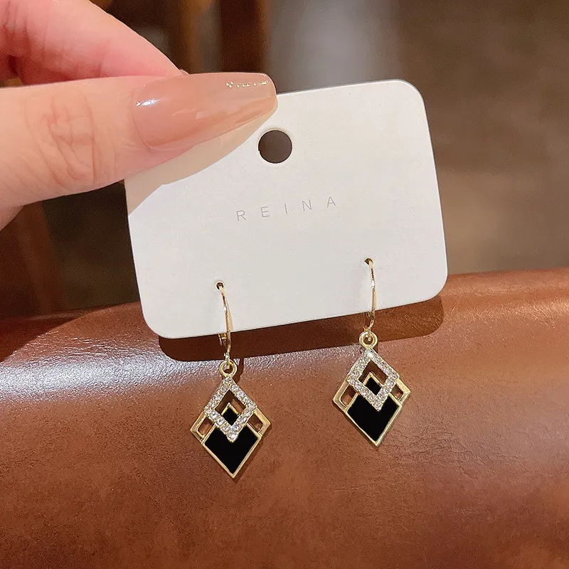 Silber Nadel Drop Öl Diamant lange Ohrringe weiblich