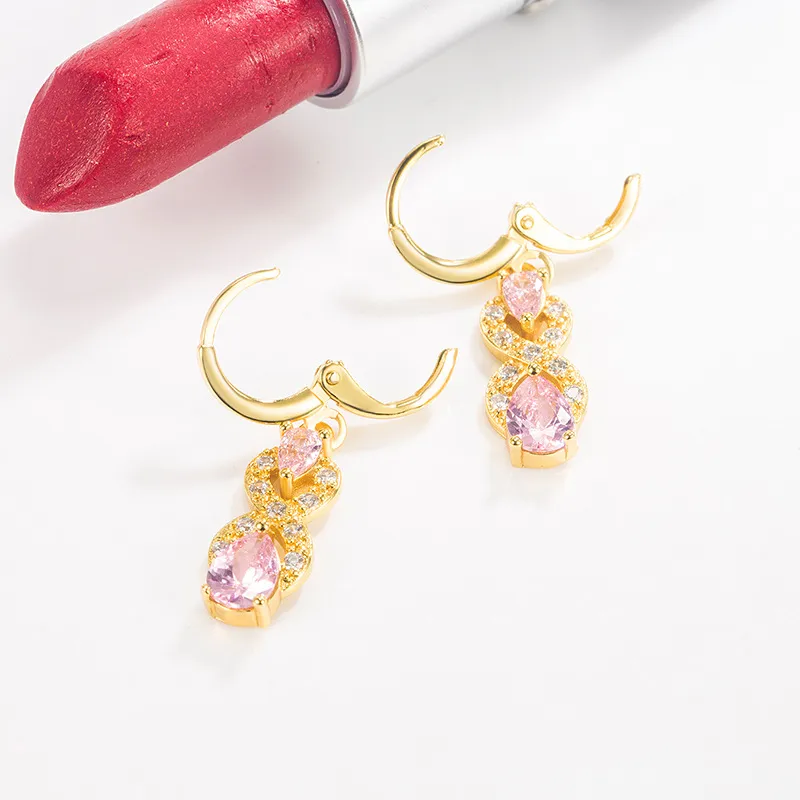 8 Form mit funkelndem Zirkon Dekor Dangle Ohrringe Elegant Sexy Style Kupfer 18K Gold Plated Schmuck Muttertag Geschenk