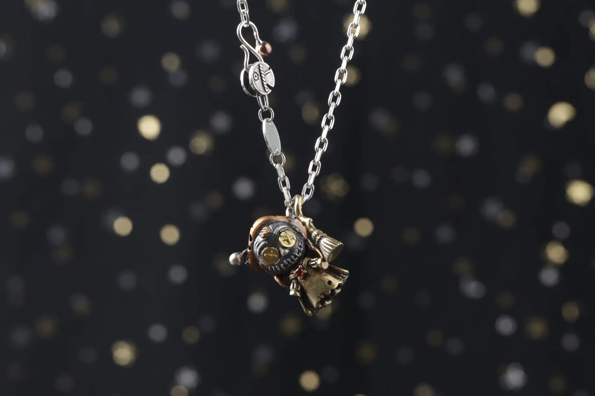Witch Bean Doll Silber Jewelry Persönlichkeit Retro
