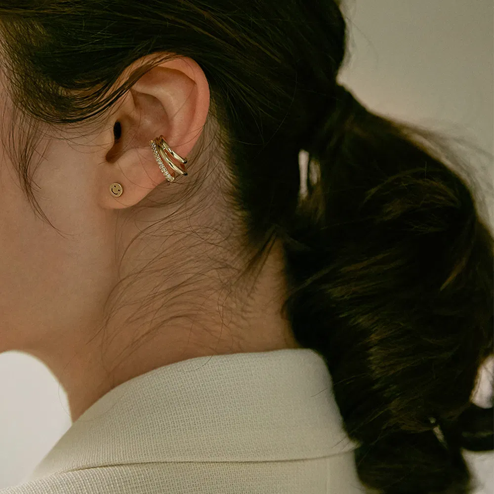 Cooler Stil für Frauen ohne durchbohrten Ohrclip