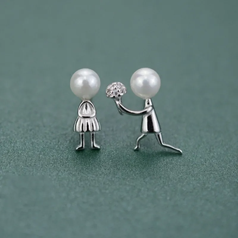 Asymmetrische Pearl Stud Ohrringe Romantiker Vorschlag Cartoon Puppe