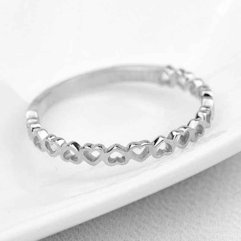 1pc exquisite Luxus Herren und Frauen Herz Hohlring Klassiker Elegant Ring Plated 14k Herz Ring Delicate Promise Hochzeit Liebesring