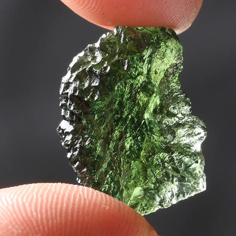Grüner Meteorit Anhänger Weibliches Paar Halsband Ornaments