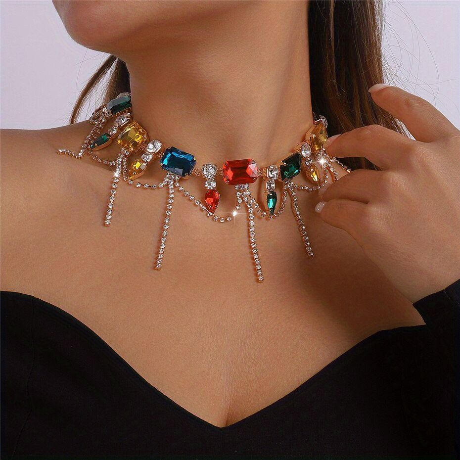 Barock-Stil kurze Rhinestone Halskette Kleid Dekoration Tassel Choker Halskette