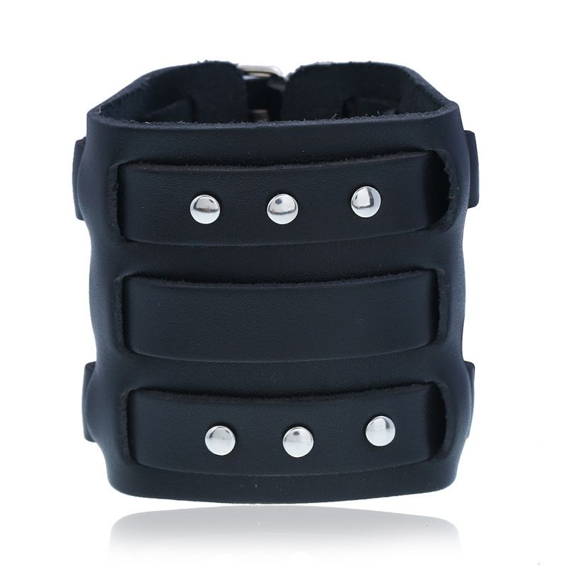 Studded Punk Wide Leather Leather Armband übertrieben