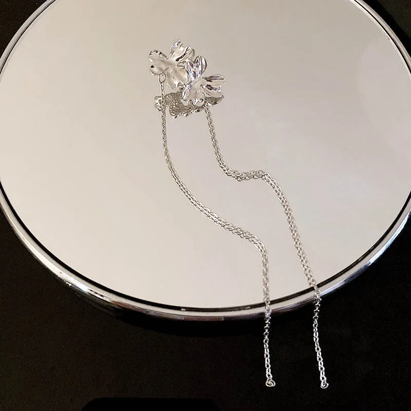 Korea Süße Cool Flower Oarbone Clip Personalisierte Kette Tassels lange Ohrringe Ins Mode Ohrclip
