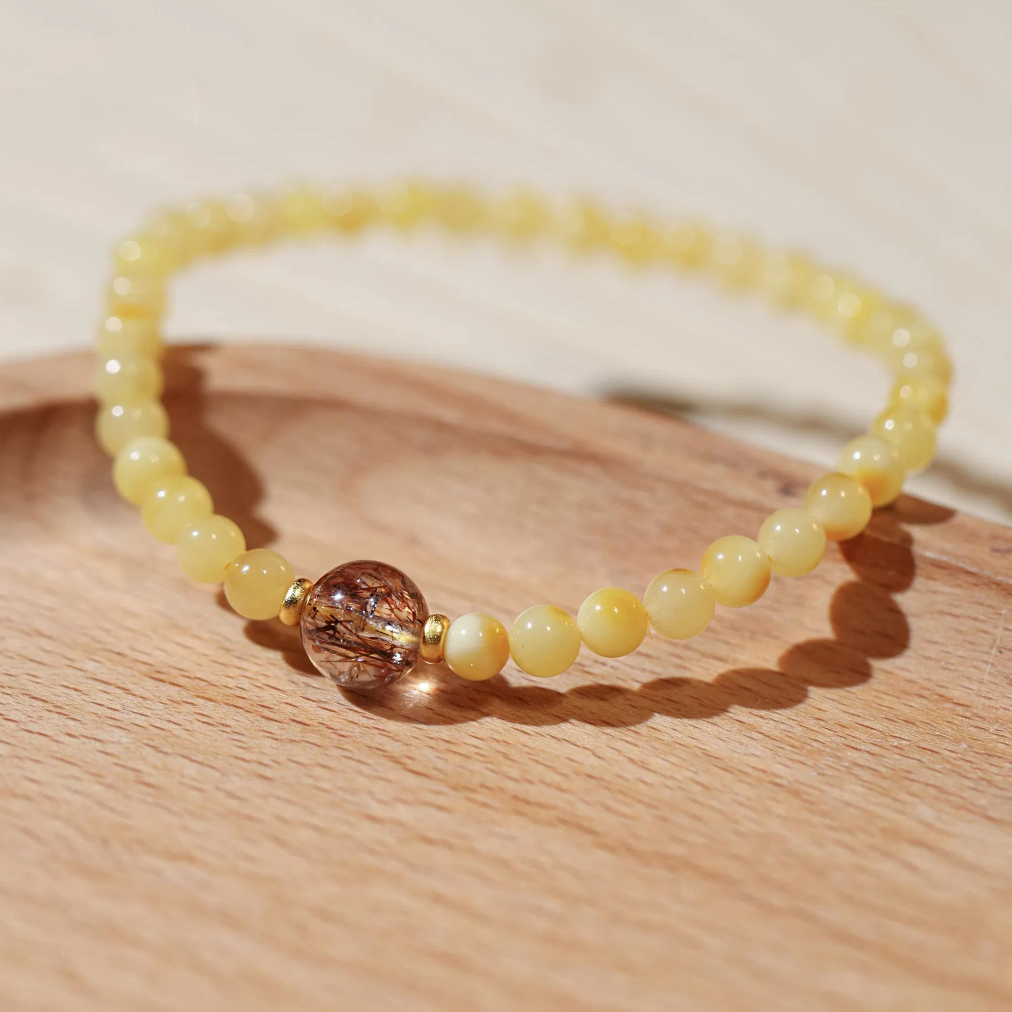 Single Circle Amber Beeswax String mit Passepartout