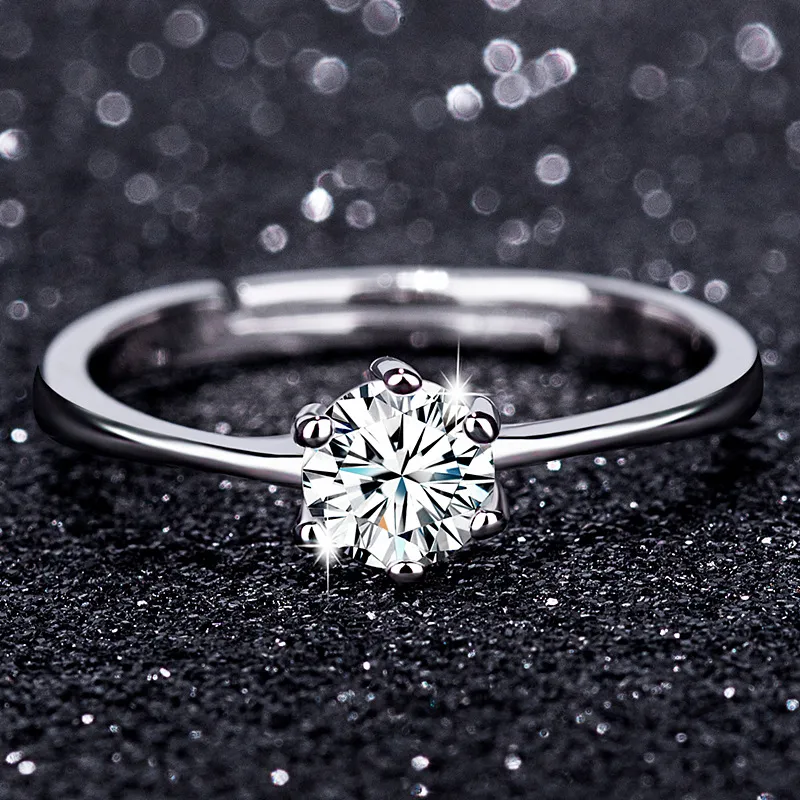 Acht Herzen Acht Pfeile Zirkon Moissanit Ring