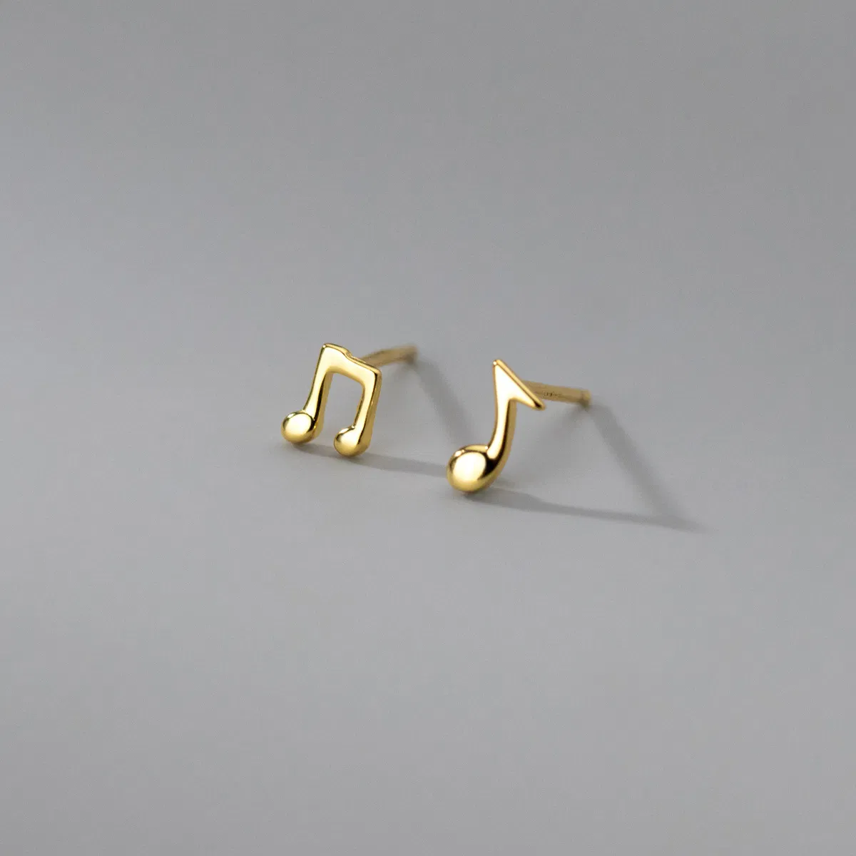 S925 Silber Stud Ohrringe Personalisierte Notizen