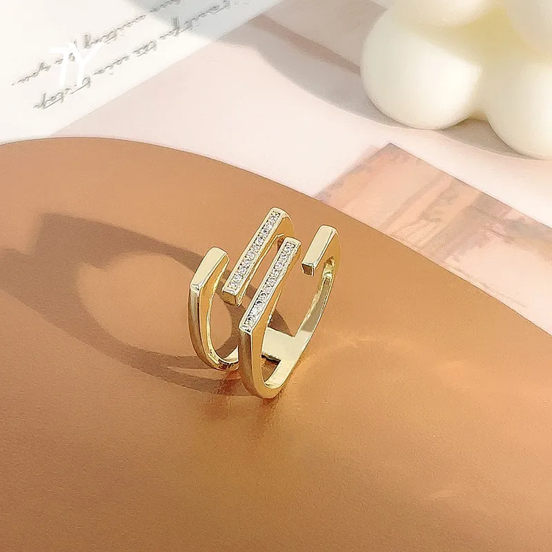 Design Geometrisches Parallel Kreuz Goldfarbe Metallringe für Frauen Neo Gothic Girls Mode Accessoires Hochzeit ungewöhnliche Schmuck