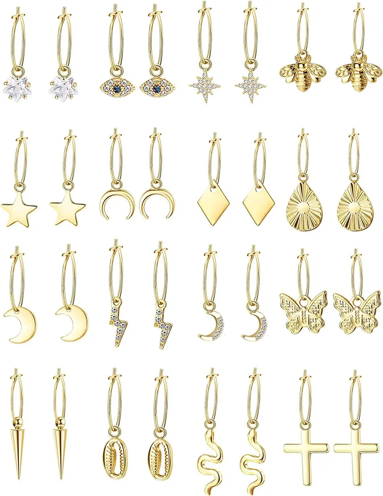 16 Paare Goldplated Small Hoop Ohrringe mit Charms Mini Cute Dangle Hoop Ohrringe Pack für Frauen Dainty Star CZ Butterfly Huggie Hoop Ohrringe Set