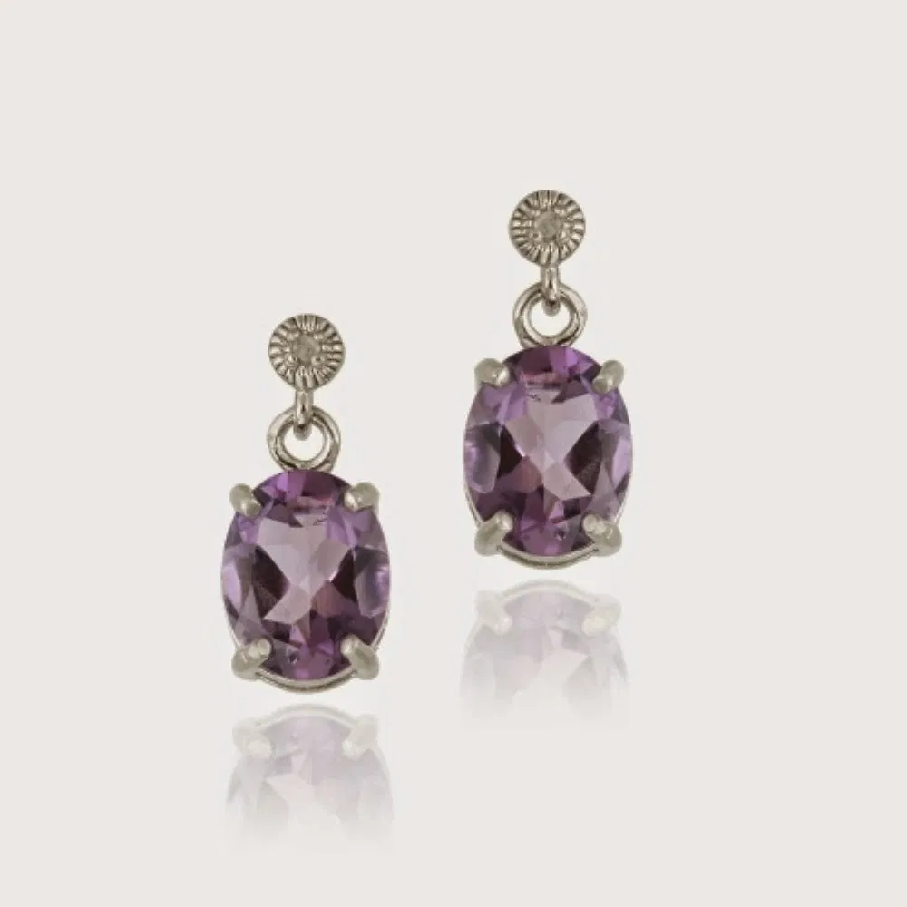 Sterling Silber 4,70 TCW Oval Amethyst und Diamant Ohrringe