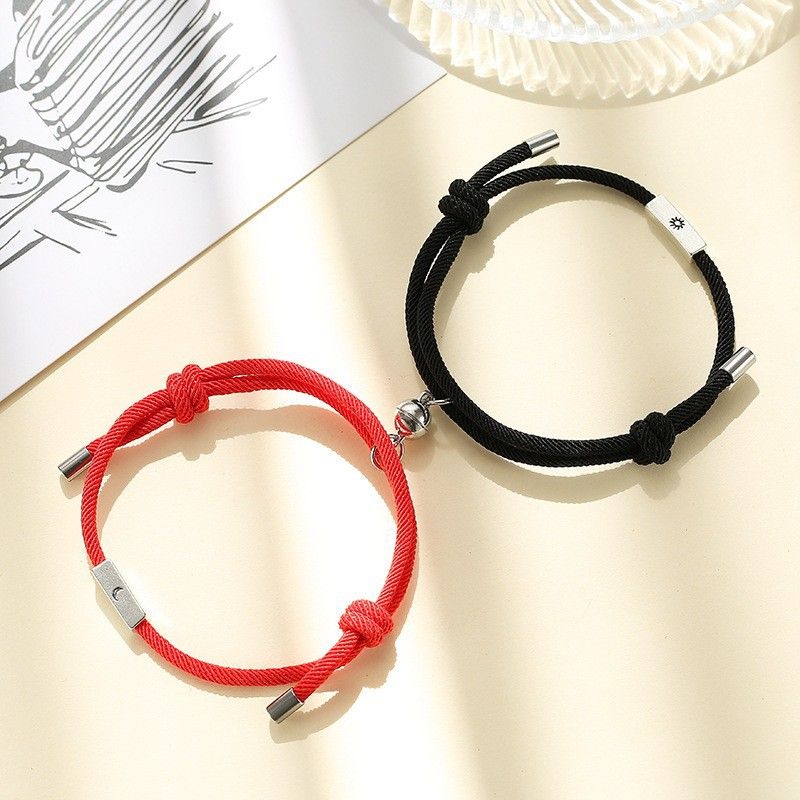Einfache Retro-Legierung Sonne und Mond Paar Magnet Anziehung Armband