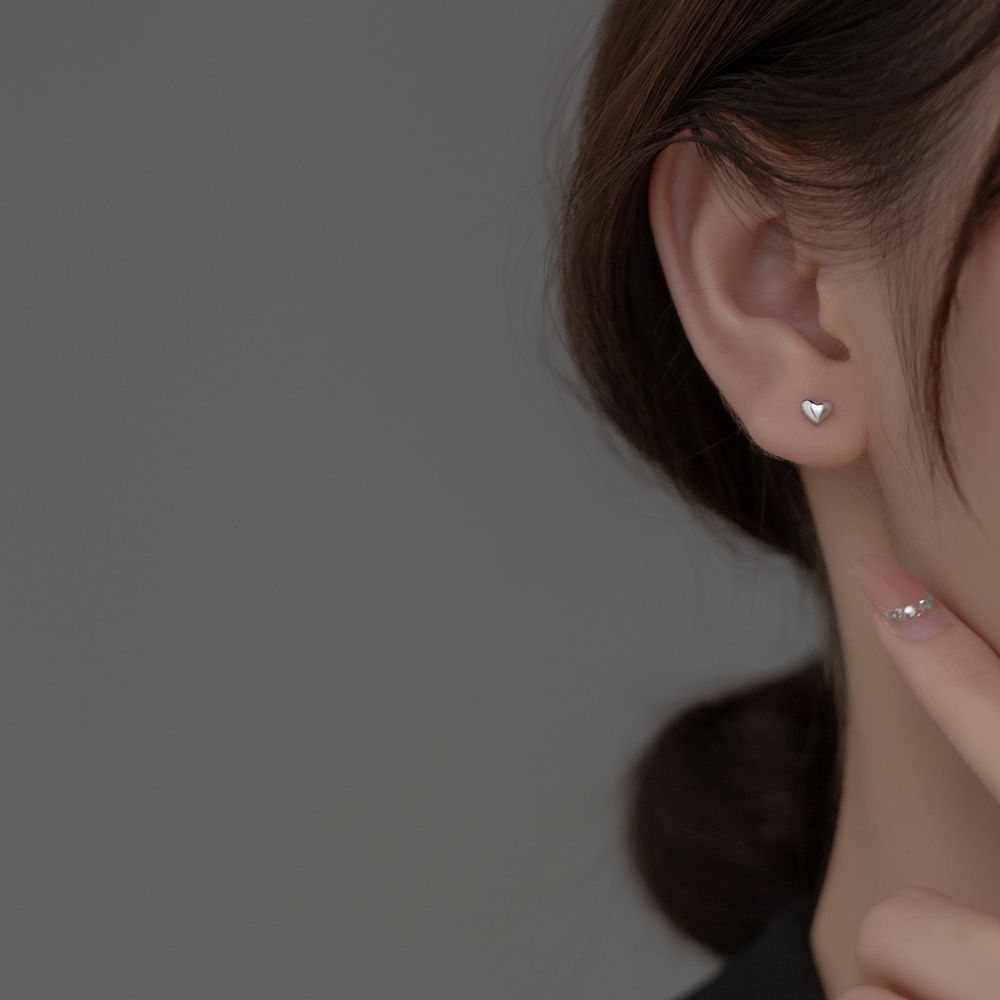 S925 Silber Glossy Love Heart Stud Ohrringe Simple Daily