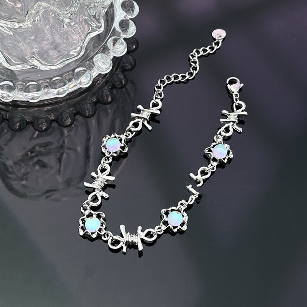 Niche Design Thorn Moonstone Irregular Chain Armband